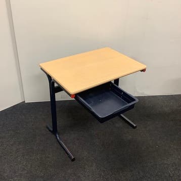 complete set van 10 stuks schooltafels, (stip rood) met 1, Huis en Inrichting, Gebruikt