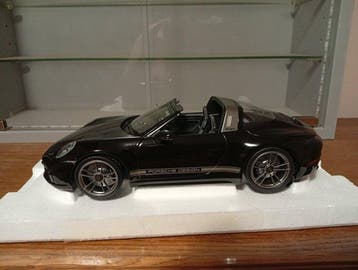 Minichamps 1:18 - Modelauto - Porsche 911 Targa - Porsche, Nieuw