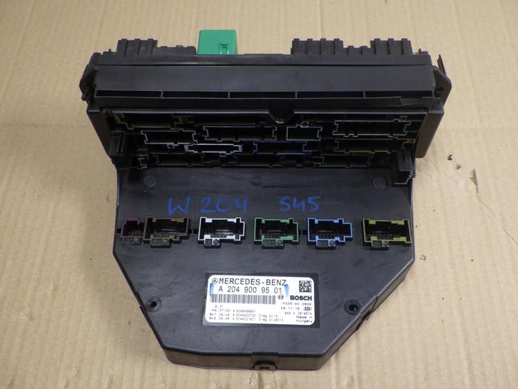 2049009501 Mercedes W204 module SAM, Autos : Pièces & Accessoires, Électronique & Câbles, Envoi