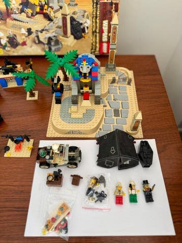 Lego Set - Adventurers - Sphinx Secret Surprise (5978),