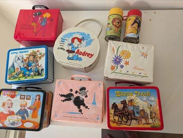 Lunchboxes & Thermos Flasks Collection (9 pcs) – 1960s/1980s