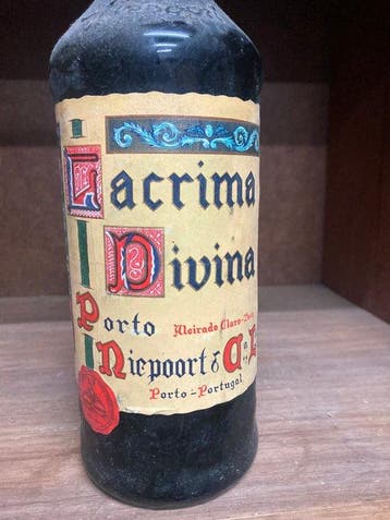 Niepoort, Lacrima Divina, Invalid Port & Presidente - White,, Nieuw