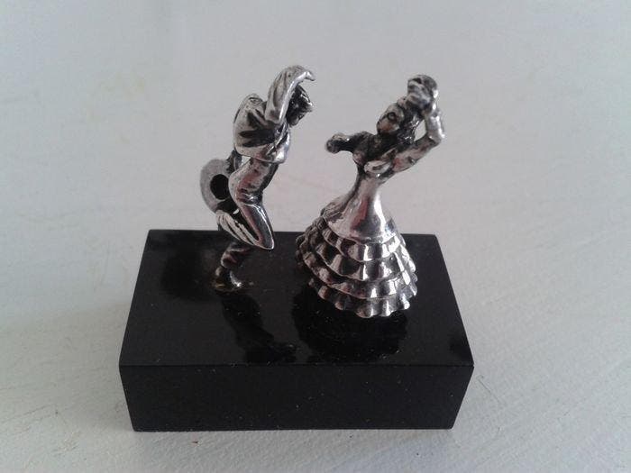 Figure - Zilveren miniatuur dansend paar op voetstuk -, Antiquités & Art, Antiquités | Argent & Or