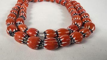 Collier en perles - Bamileke - Cameroun (Sans prix de