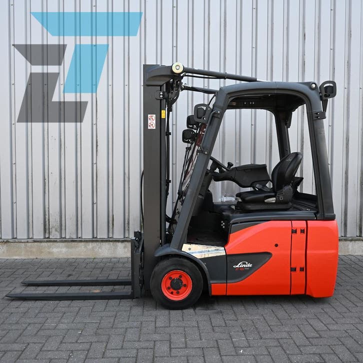 Linde E16C-02 Elektrische heftruck, Articles professionnels, Machines & Construction | Chariots élévateurs & Transport interne