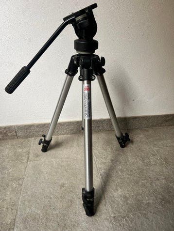 Manfrotto 290 + 128LP fluid head Statief