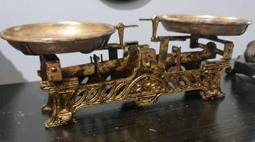 Collection of 3 Antique and Vintage Scale Balances Roberval, Antiek en Kunst