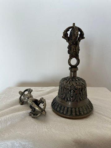 Tibetaanse rituele Ghanta met Vajra/Dorje – Brons –