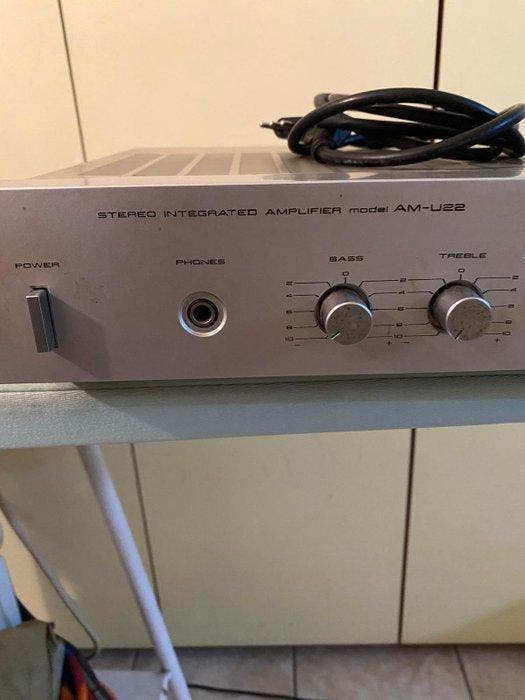Akai - AM-U22 Amplificateur intégré à semi-conducteurs, TV, Hi-fi & Vidéo, Radios
