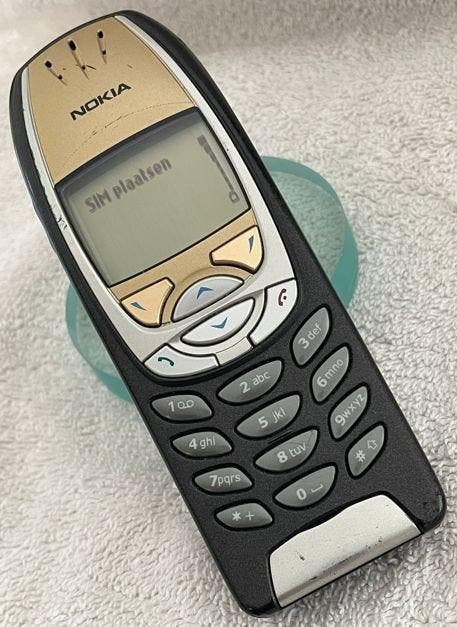 Nokia 6310i GSM -mistral beige/zwart + ACP-12E oplader -, Games en Spelcomputers, Spelcomputers | Overige Accessoires