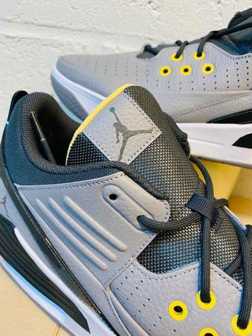 Air Jordan - AJ Max Aura 5 Phantom Grey P40 - Sneakers -