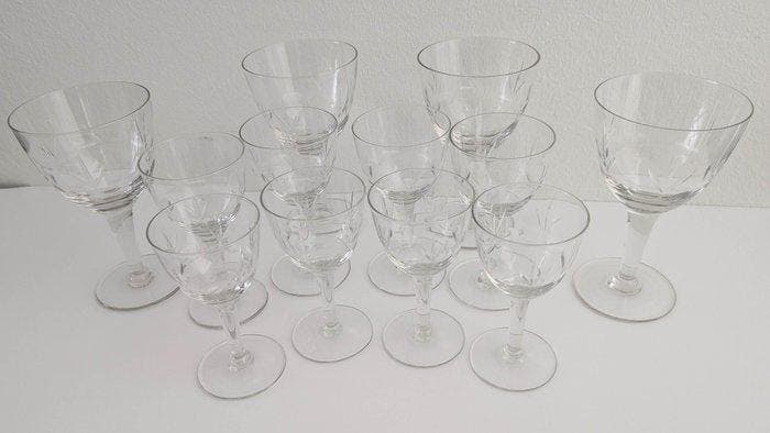 Val Saint Lambert - Drinkservies - Kristal - Uranium, Antiek en Kunst, Antiek | Meubels | Tafels