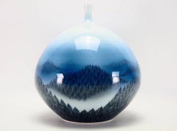 Vase - Porcelaine, Beau vase Arita « Morning », signé -, Antiquités & Art