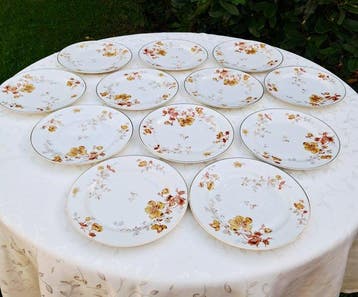 Limoges - Service de table pour 12 personnes (12) -, Antiquités & Art