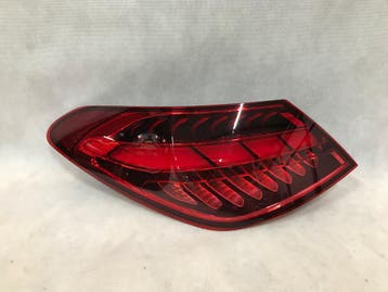 Mercedes C-Klasse W206 Sedan 22- LED Achterlicht Links A2069, Verzenden