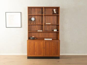 Poul Hundevad - Hoog dressoir - Teak - Ladekast uit de jaren