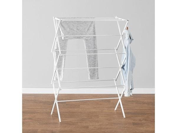 Veiling - Amazon Basics opvouwbaar wasrek/droogrek wit, Tuin en Terras, Droogmolens en Wasrekken, Nieuw