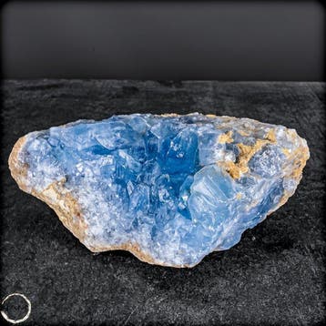 Natuurlijke celestiet-druse – Hemelsblauwe schat uit de, Verzamelen, Mineralen en Fossielen