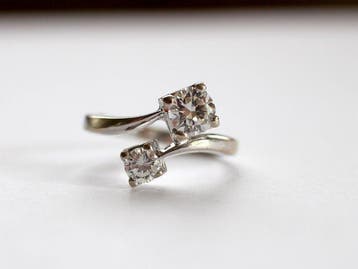 Ring - 18 karaat Witgoud - 1.18ct. tw. Diamant (Natuurlijk), Nieuw