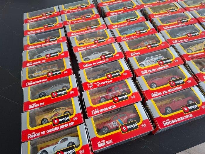 Bburago 1:43 - Modelauto (58) - Bburago, Hobby & Loisirs créatifs, Voitures miniatures | 1:5 à 1:12