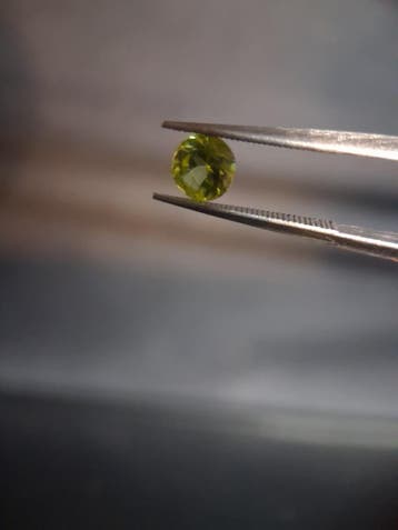 Natural Peridot - 0.535 ct - round - unheated - collectors i, Verzenden, Nieuw