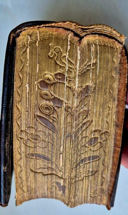 Oude staten Bijbel 18e eeuw Met zilver slotje en gravures -, Antiquités & Art, Antiquités | Livres & Manuscrits