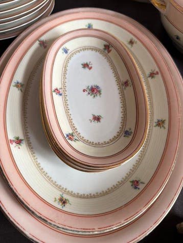 Limoges - Charles Ahrenfeldt - Eetservies (80) - Porselein -