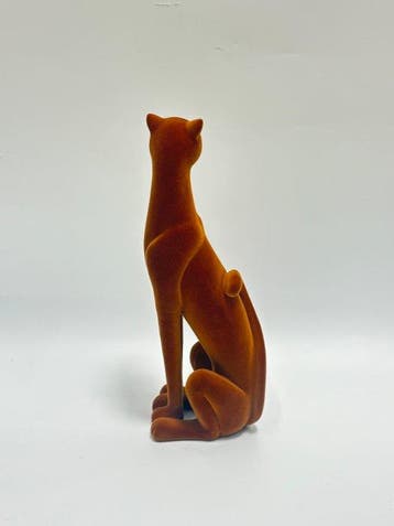 flocked seated cheetah sculpture - Mascotte - flocked seated