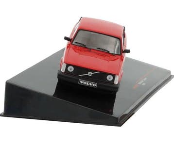 IXO 1:43 - Voiture miniature - Volvo 242 Custom 1980, Nieuw