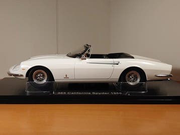 KK-Scale 1:18 - Cabriolet miniature - Ferrari 365 California, Nieuw