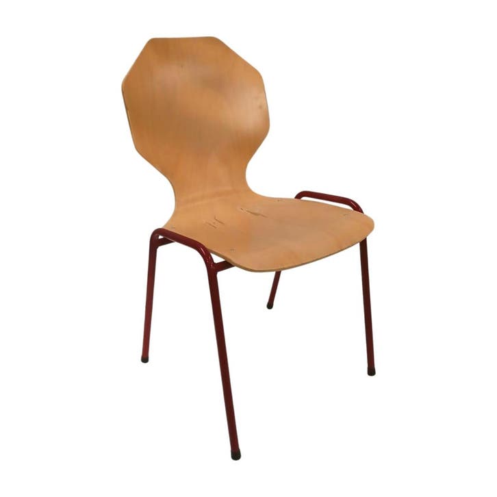 Houten stapelstoel met rood frame gebruikt per stuk, Articles professionnels, Aménagement de Bureau & Magasin | Mobilier de bureau & Aménagement
