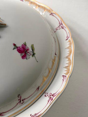 KPM - Tureen - Porselein - Handgeschilderde bloemdecoratie