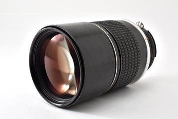Nikon Ai-S NIKKOR ED 2.8/180mm Prime lens