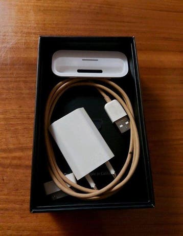 Apple - Apple iPod classic 6th Generation iPod
