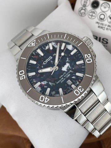 Oris - Aquis Date Upcycle Automatic - 01 733 7766 4150-Set -