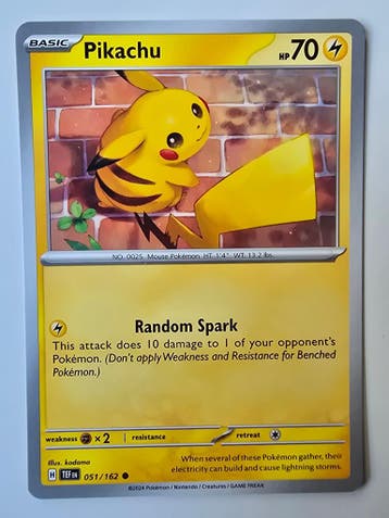 PIKACHU (TEMPORAL FORCES 051/162) (TRADING CARD)