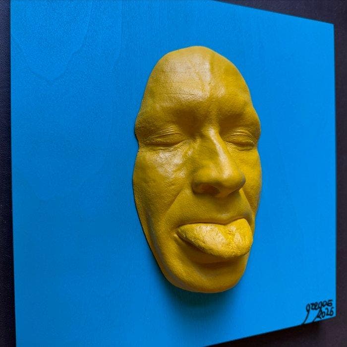 gregos - Yellow mockery on blue light background, Antiek en Kunst, Kunst | Designobjecten