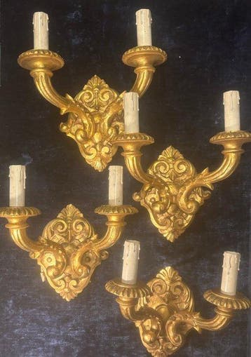 Wandkandelaar (4) - Hout - Gegraveerd in bladgoud, XIXe eeuw