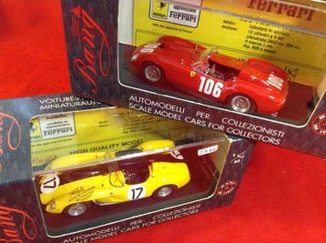 Bang 1:43 - Model raceauto (2) - #7130 Ferrari 250TR