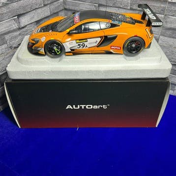 Autoart 1:18 - Voiture de course miniature - AUTOart 1:18, Nieuw