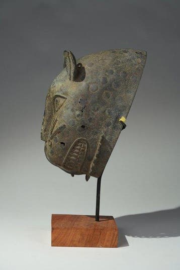 Een bronzen masker - Benin - Nigeria