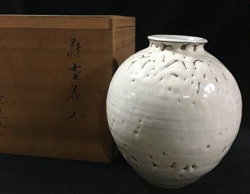 Fine Japanese Hagi Ware Ceramic Vase - Hagi Tsubo Hanare