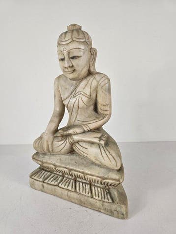 Mandalay-stijl Boeddha - sculptuur - Myanmar/Birma