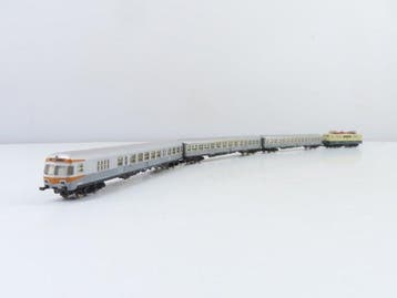 Märklin Z - 8101 - Treinset (1) - BR 111 met 3 Silberlingen,, Nieuw