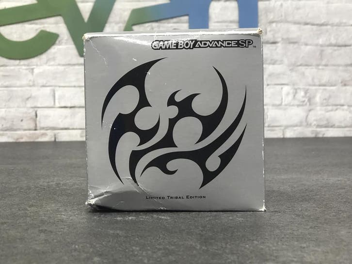 Gameboy Advance SP Tribal [Complete], Consoles de jeu & Jeux vidéo, Consoles de jeu | Nintendo Game Boy, Envoi