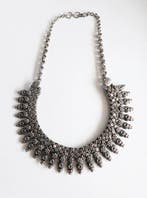 Métal argenté - Parure - Inde