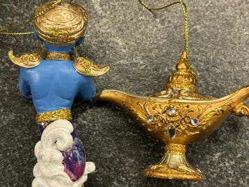 Croaz: Aladins geest en lamp, resin. - Kerstboomversiering, Nieuw
