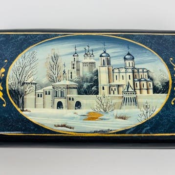 Boîte - Boîte laquée russe avec Wintergezicht - Bois, lac