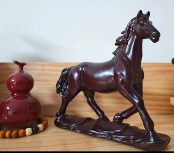 sculptuur, Red Wooden Horse - 16 cm - Hout