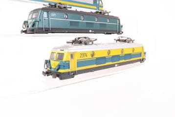 Lima H0 - Locomotive électrique (3) - Trois capuchons 2371,